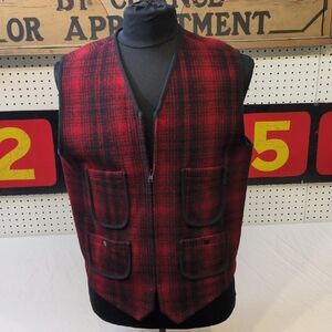 Woolrich Buffalo Plaid Field/Hunting Vest Medium